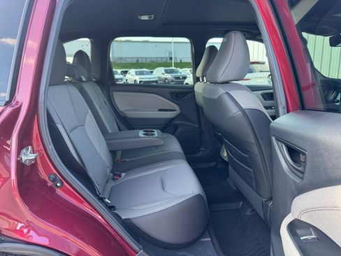 Used 2026 Subaru Forester Premium AWD/4WD image 33