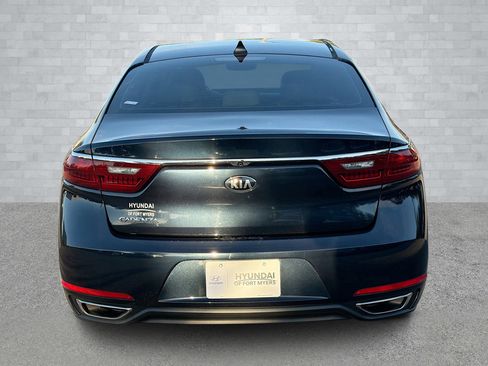 Used 2018 Kia Cadenza Premium image 5