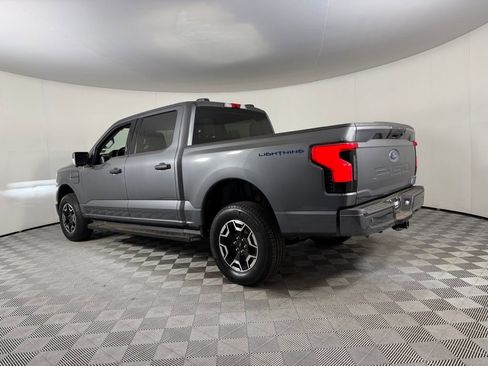 Used 2023 Ford F150 Lightning XLT image 8