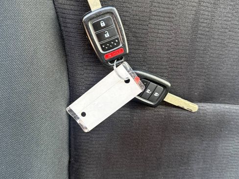 Used 2014 Honda CR-V LX image 16