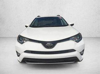 Used 2018 Toyota RAV4 XLE video 2