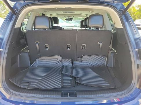 Used 2025 Kia Telluride S FWD image 9