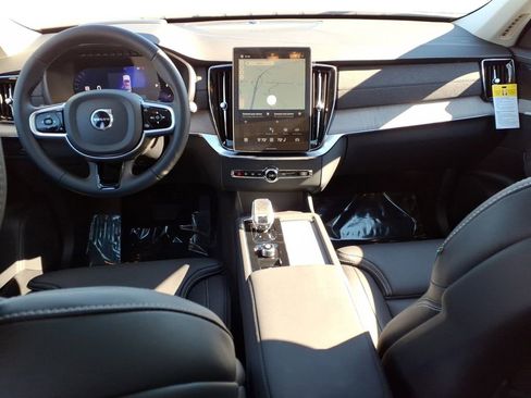 New 2026 Volvo XC90 B6 Ultra w/ Protection Package Premier image 7