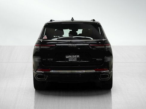 Used 2022 Jeep Grand Cherokee L Overland w/ MOPAR Finishing Package image 4