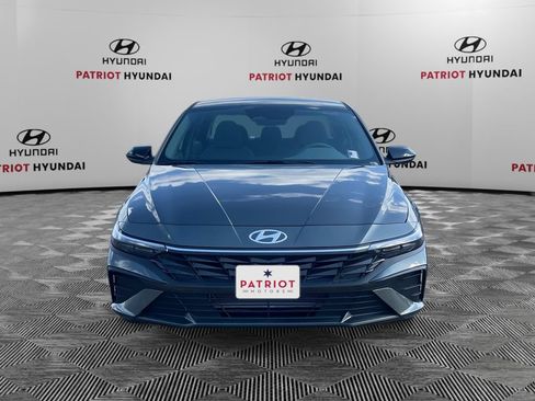 Used 2026 Hyundai Elantra Sport FWD image 8