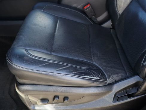 Used 2016 GMC Yukon SLT w/ HD Trailering Package image 19