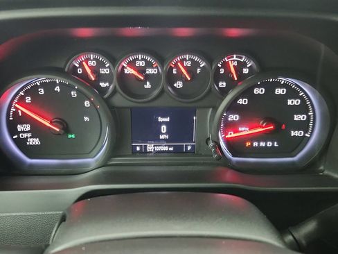 Used 2022 Chevrolet Silverado 1500 Custom AWD/4WD image 25