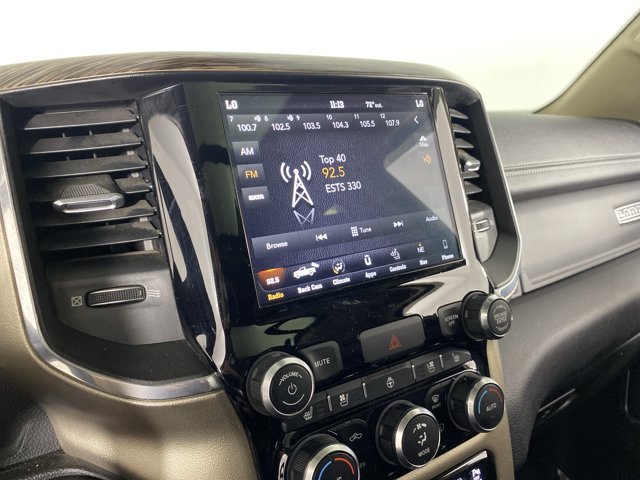 Used 2019 RAM 1500 Laramie AWD/4WD image 28