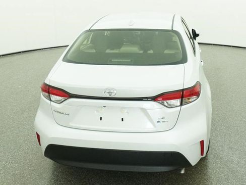 Used 2026 Toyota Corolla LE FWD image 10