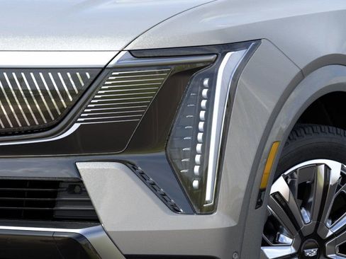 New 2025 Cadillac Escalade IQ Luxury 2 w/ LPO, Radiant Package image 34