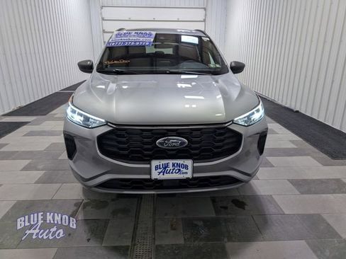 Used 2023 Ford Escape ST-Line image 6