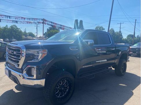 Used 2020 GMC Sierra 1500 SLT w/ SLT Premium Package AWD/4WD image 3