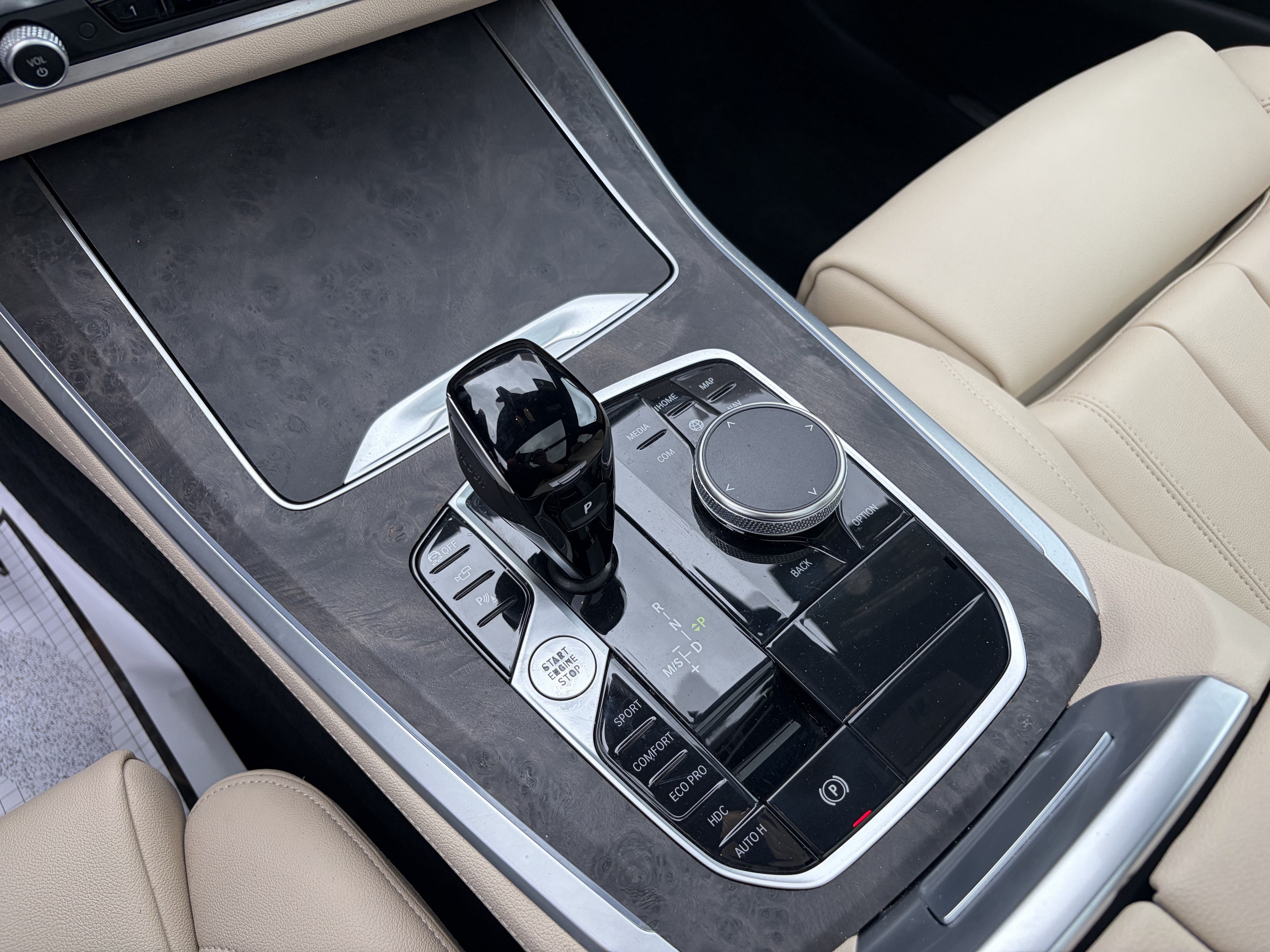 Certified 2022 BMW X5 xDrive40i w/ Premium Package AWD/4WD image 14
