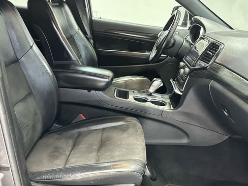 Used 2021 Jeep Grand Cherokee Laredo X RWD image 13