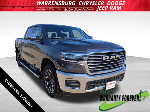 Used 2025 RAM 1500 Laramie AWD/4WD image 1