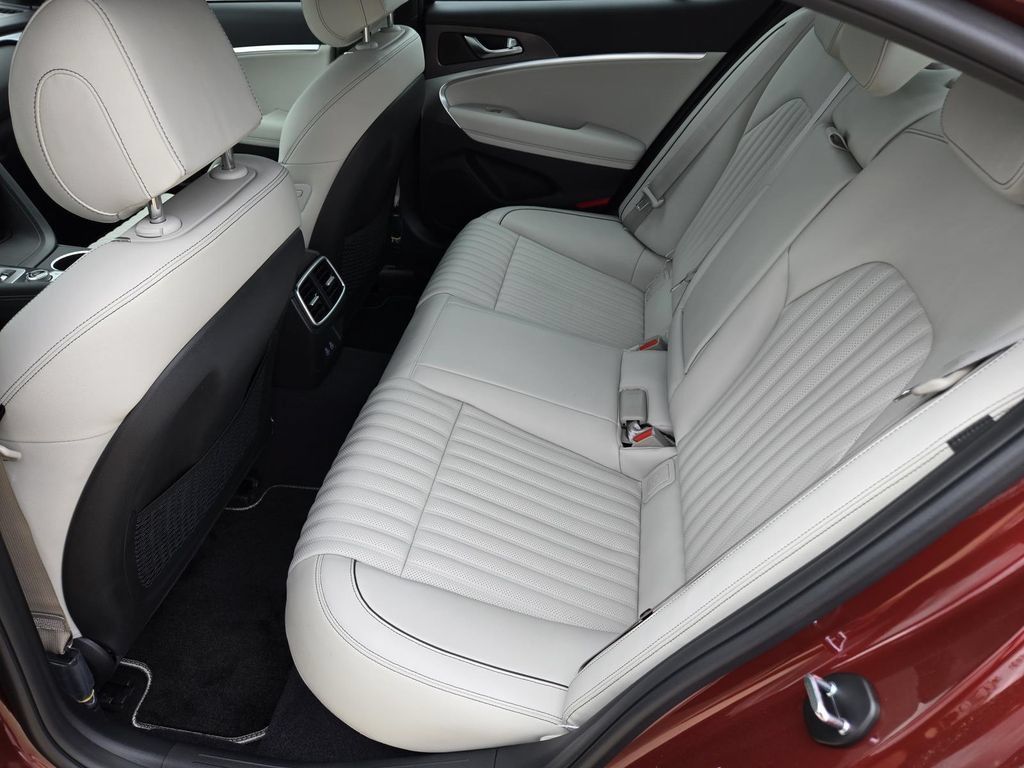 Used 2026 Genesis G70 3.3T Sport Prestige RWD image 23