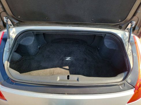 Used 2006 Nissan 350Z Enthusiast w/ (S02) Side Air Bags Pkg RWD image 37