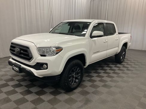 Used 2023 Toyota Tacoma SR5 w/ Technology Package AWD/4WD image 10
