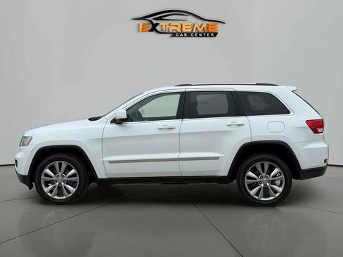 Used 2013 Jeep Grand Cherokee Laredo image 3