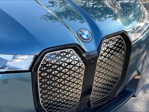 Used 2025 BMW iX xDrive50 w/ Convenience Package image 31