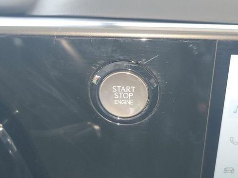 Used 2022 Lexus NX 250 FWD w/ Towing Package (2000 Lbs) image 19