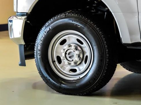 Used 2022 Ford F250 XL w/ STX Appearance Package image 48