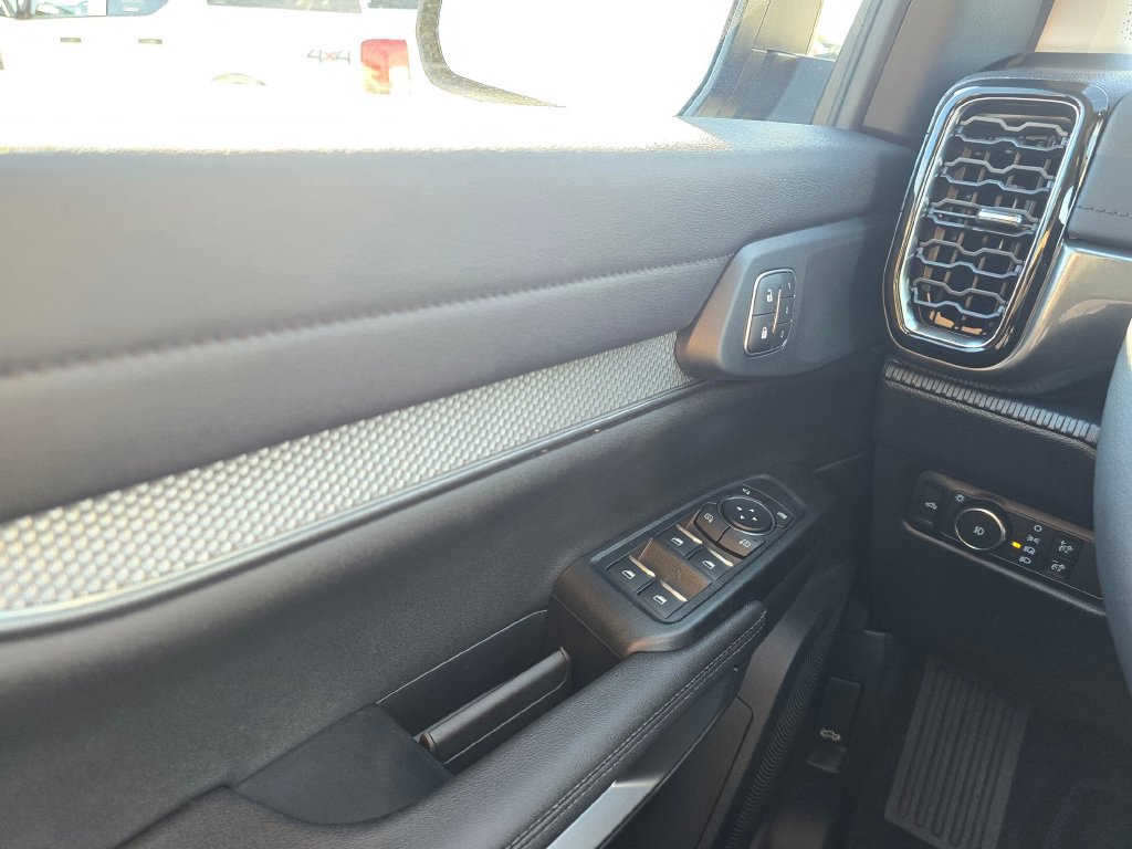New 2026 Ford Ranger Lariat w/ Black Appearance Package AWD/4WD image 29