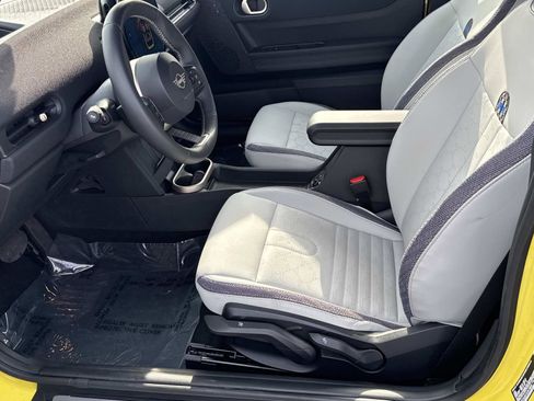 Used 2025 MINI Cooper S image 9