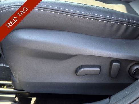 Used 2025 Subaru Outback Touring XT w/ Popular Package #2 image 15