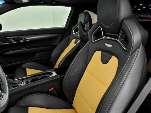 Used 2016 Cadillac ATS V w/ Carbon Fiber Package RWD image 19