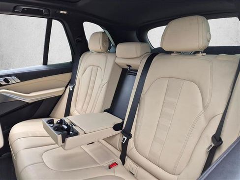 Used 2022 BMW X5 M50i w/ Premium Package AWD/4WD image 17