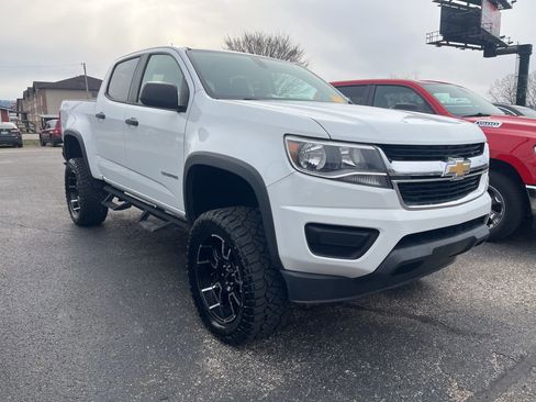 Used 2019 Chevrolet Colorado W/T w/ WT Convenience Package image 4