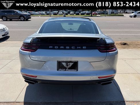Used 2019 Porsche Panamera image 6