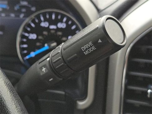 Used 2021 Ford F250 Lariat w/ Lariat Value Package image 29