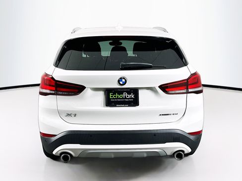 Used 2021 BMW X1 xDrive28i w/ Premium Package image 7