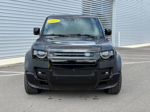 Used 2025 Land Rover Defender 110 X AWD/4WD image 2