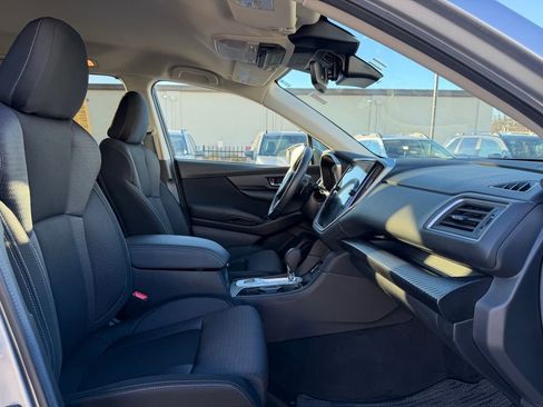 Used 2024 Subaru Ascent Premium w/ Convenience Package image 19