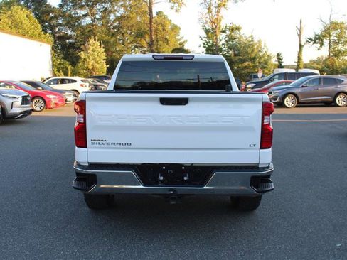 Used 2023 Chevrolet Silverado 1500 LT AWD/4WD image 7