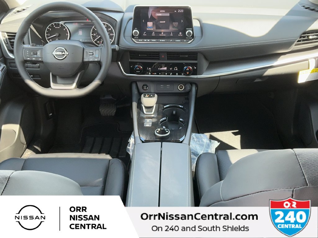 New 2026 Nissan Rogue Dark Armor AWD/4WD image 15