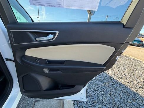 Certified 2022 Ford Edge SEL image 23