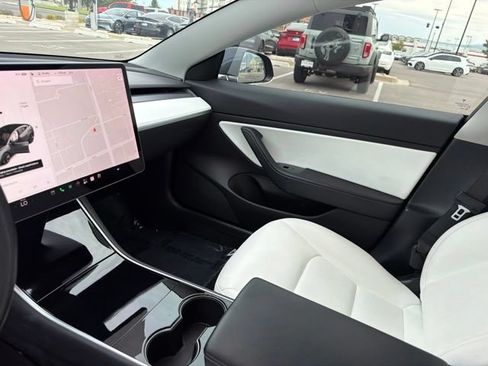 Used 2019 Tesla Model 3 Standard Range Plus RWD image 23