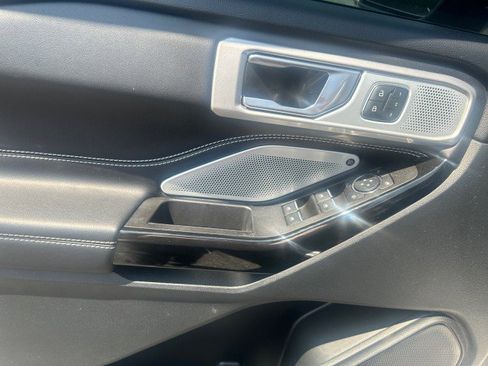 Used 2021 Ford Explorer ST w/ Equipment Group 401A image 10