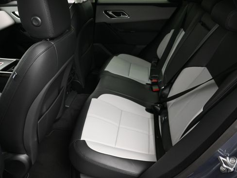 Certified 2025 Land Rover Range Rover Velar Dynamic SE image 6