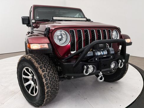 Used 2021 Jeep Gladiator Overland w/ Popular Equipment Package AWD/4WD image 2