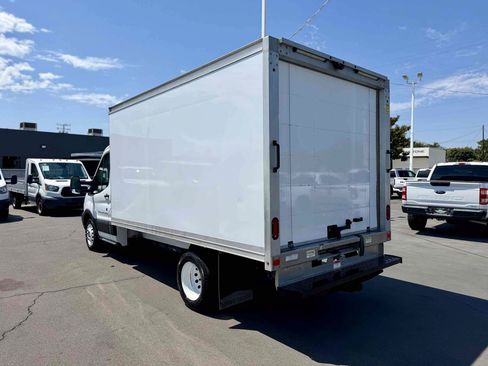Used 2019 Ford Transit 350 156 DRW RWD image 3