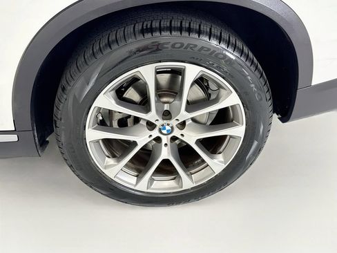 Certified 2024 BMW X5 sDrive40i w/ Parking Assistance Package RWD image 30
