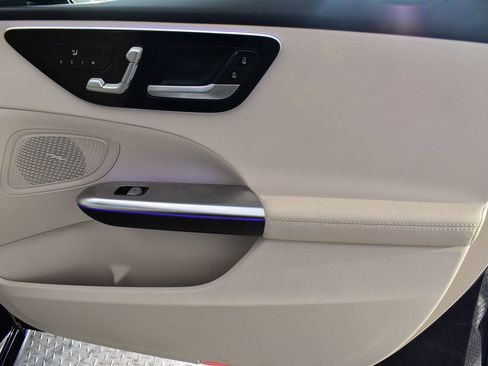 Certified 2022 Mercedes-Benz C 300 4MATIC Sedan image 36