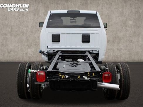 New 2024 RAM 5500 Tradesman w/ Max Tow Package image 8