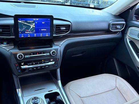 Used 2020 Ford Explorer Limited image 14