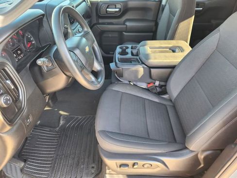 Used 2024 Chevrolet Silverado 1500 Custom image 13